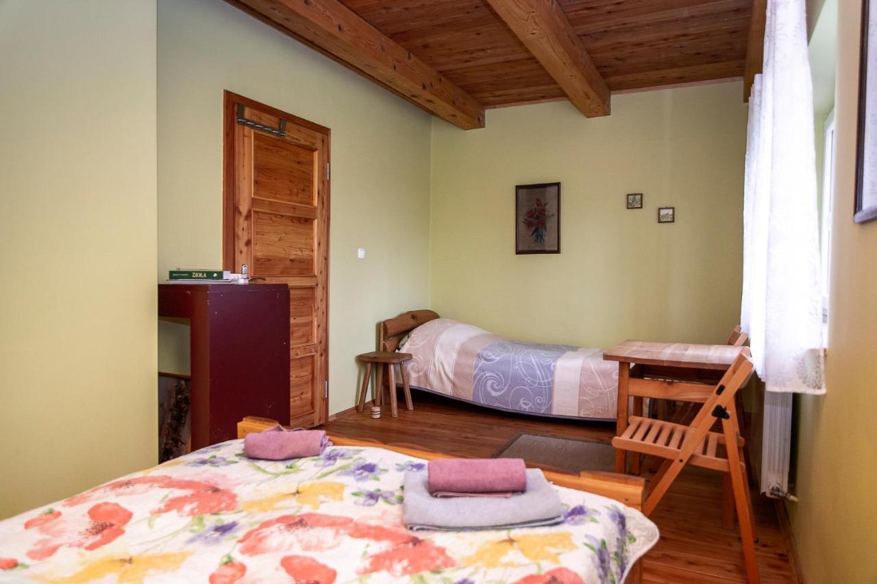 Bieszczadzki Kat Vila Lesko Exterior foto